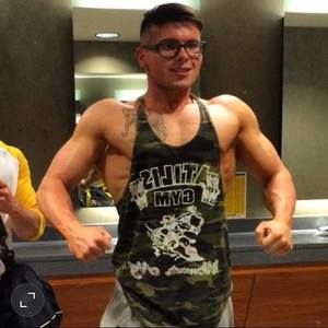 Meet your Posher, Nicholas